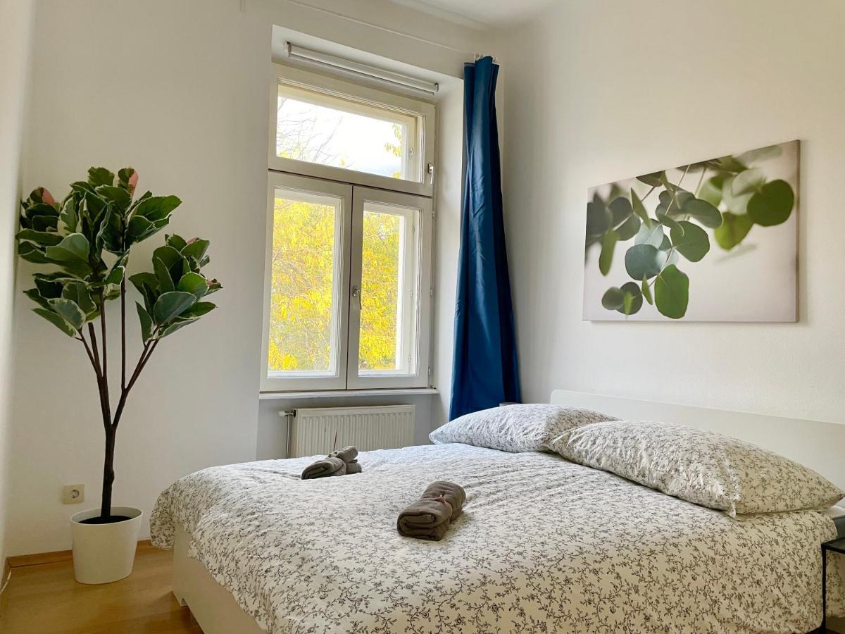 100m2 Flat With Balcony Near Mariahilferstrasse - Free Parking * Wien